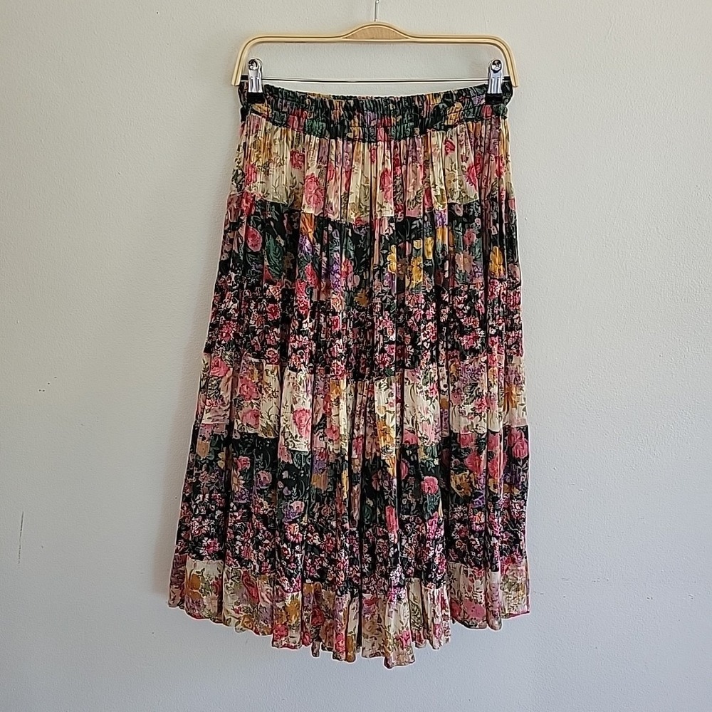 Bila Tiered Midi Peasant Skirt Medium Crinkled Mixed Floral Boho Cottage Prairie